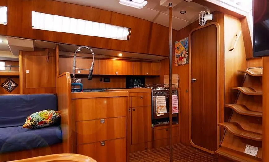 Image 28: Tours privados de lujo en barco en Barcelona