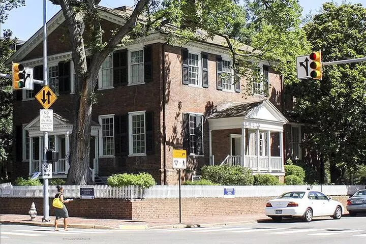 Richmond Downtown Walking Tour