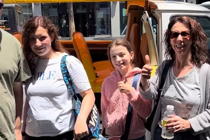 2-Hour Shared Celebrities Home Tours in Hollywood