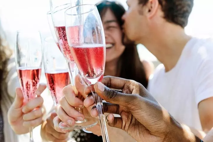 Winery Oeno Island Style Wine Tasting