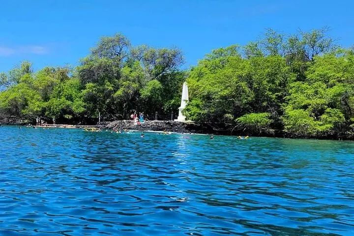 Kealakekua Bay Snorkeling Tour - 4 hour Kona Zodiac Adventure