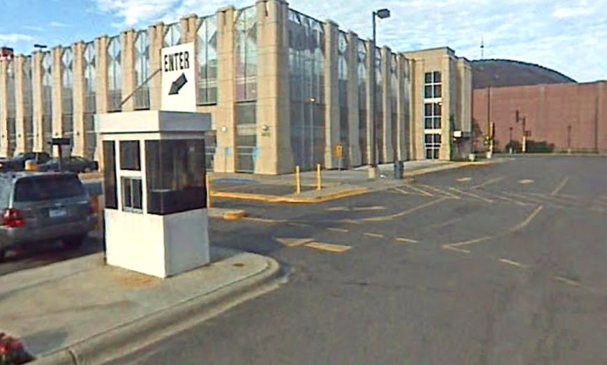 Image 5: Parking at Central Lutheran Church Lot