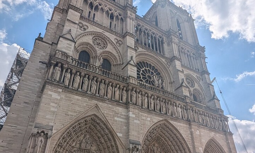 Image 3: Visite de l'île DE la cité avec marché de Noël