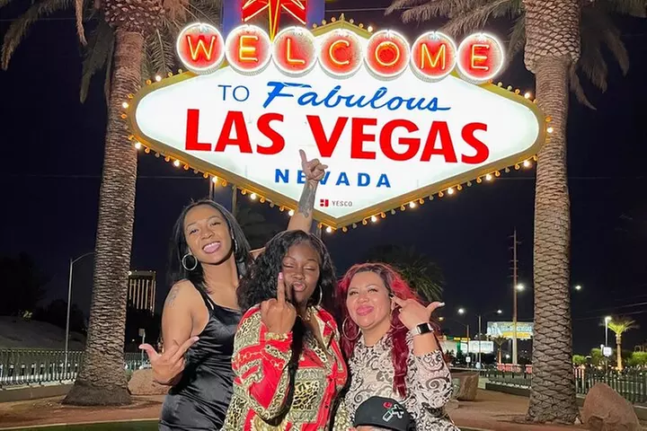Las Vegas Hip Hop Club Tour w/ Free Drinks & PARTY BUS