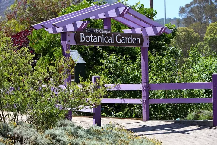 Smartphone Driving Tour between Santa Maria & Monterey 'Big Sur'