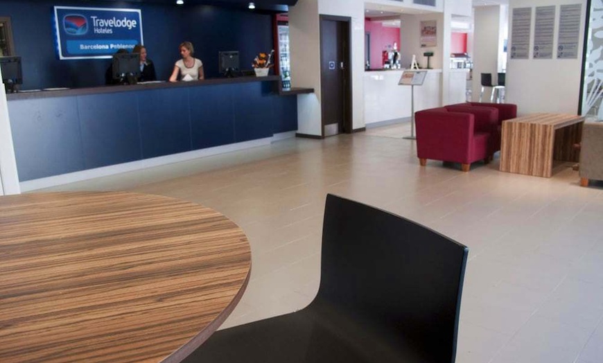 Image 2: ✈ HISZPANIA | Barcelona - Travelodge Barcelona Poblenou 1* - City b...