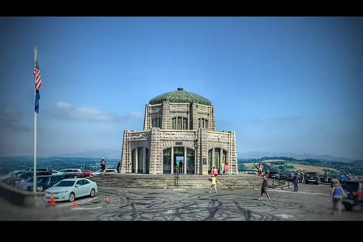 Multnomah Falls and Columbia River Gorge Waterfalls Tour Morning