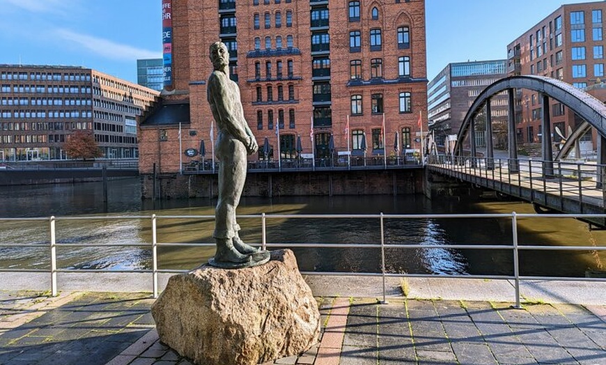 Image 10: Selbstgeführte Sightseeing Schnitzeljagd für Familien in Hamburg