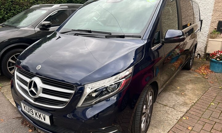 Image 6: One Way Taxi Transfer from Heathrow Airport to Stansted Airport