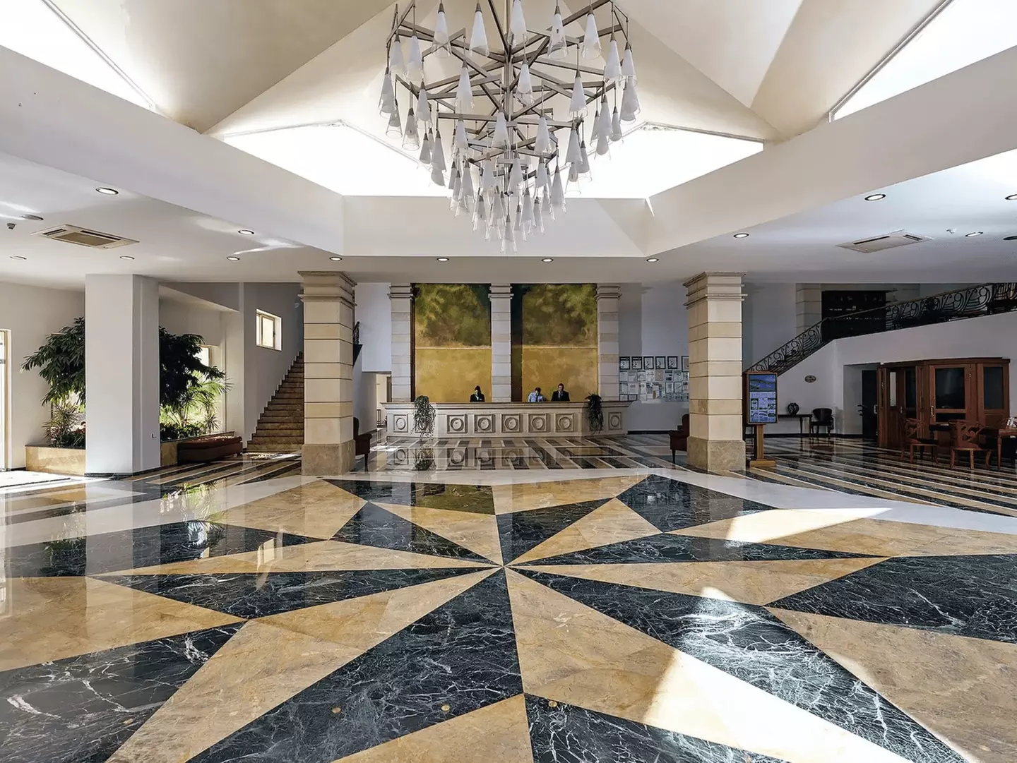 ✈ CRÈTE | Georgioupolis - Pilot Beach Resort 5*, 5 nuit - Surclasse...