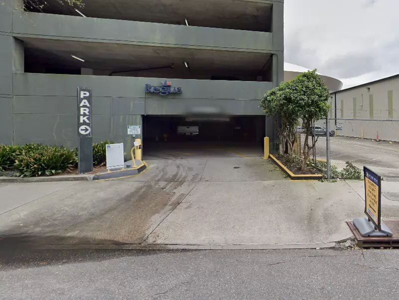 Parking at 1615 Poydras St. Garage