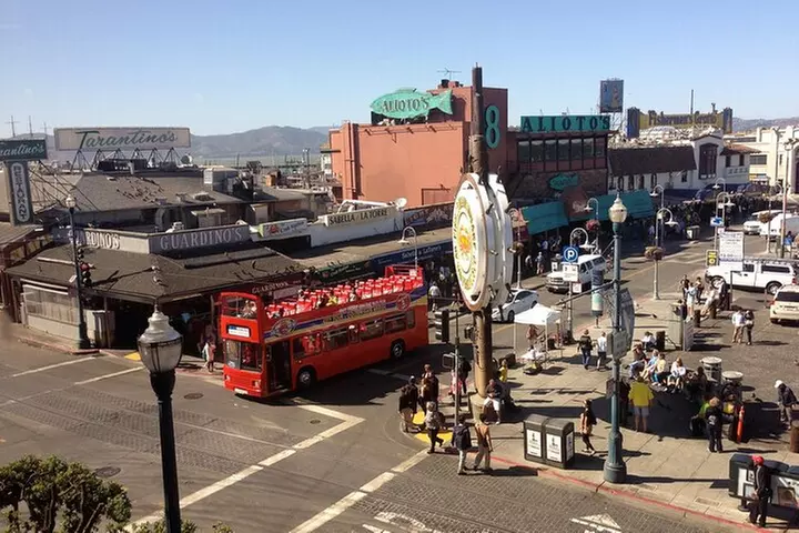 San Francisco: Hop-On Hop-Off Deluxe Bus Tour with 20 Stops