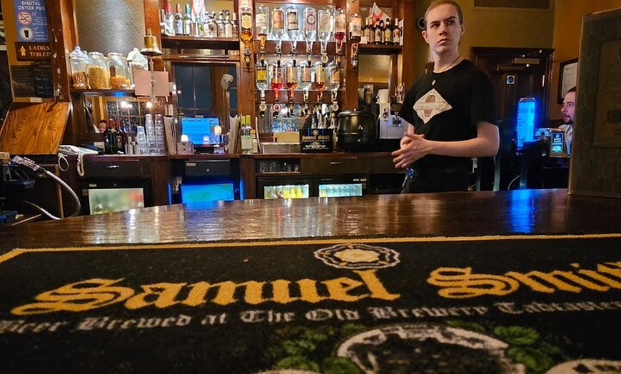 Image 4: London Historical Pub Tour with Pilgrims and Pirates