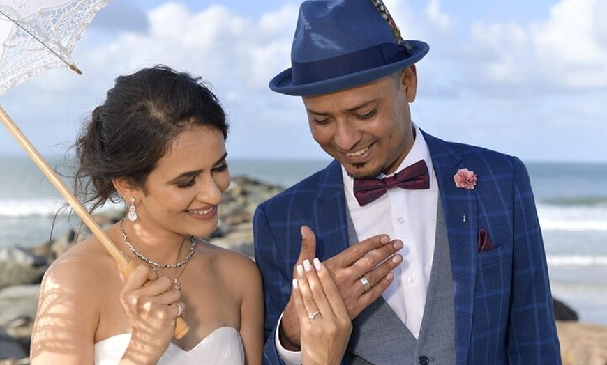 Image 30: Private Pre-Wedding Professional Photoshoot in Noosa