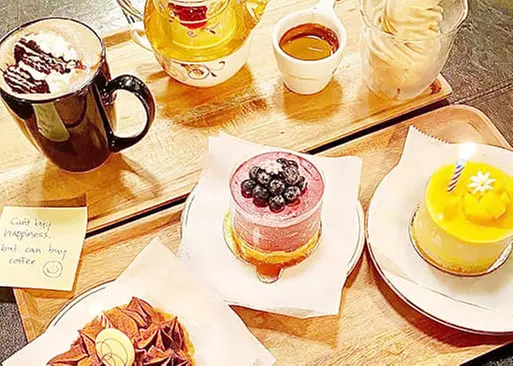 5% Cash Back at Chateau de Chantilly Cafe
