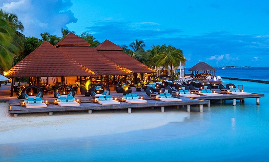 Image 1: ✈ MALDIVES | Malé du Nord - Kurumba Maldives 5*, 5 nuit - Spa