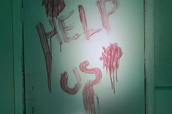 Escape room: Dr. Field's Mad Lab