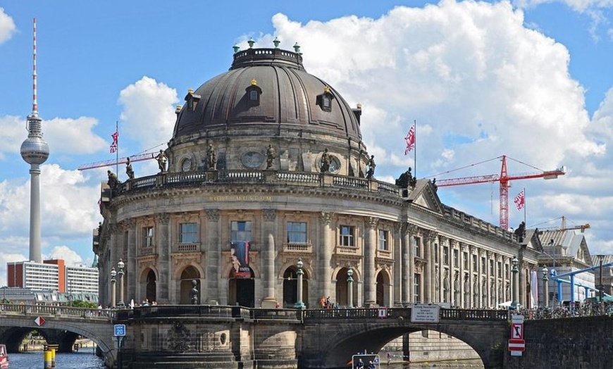 Image 6: Private Halbtagestour Berlin: Kultur-, Tyrannei-, Toleranzhauptstadt
