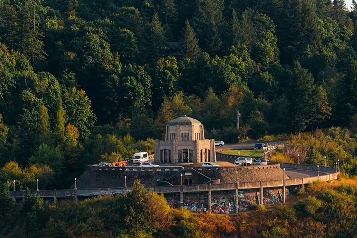 Columbia River Gorge Waterfall Air Tour by Envi Adventures