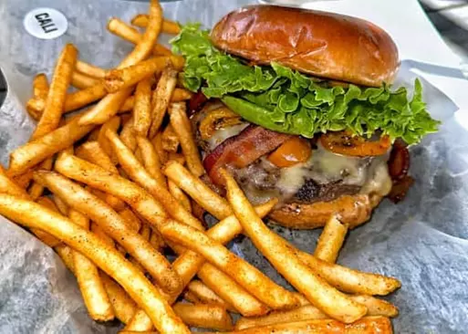 5% Cash Back at Bar Code Las Vegas