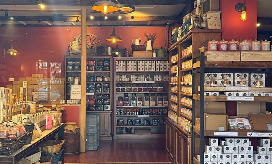 Image 16: "Discover Hahndorf: Wine, Cheese, Beer, Shops & Lunch Day Trip"