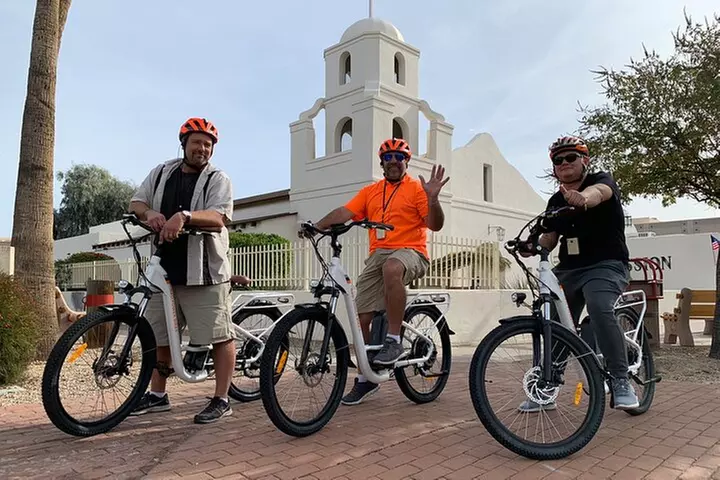 Hole in the Rock & Tempe Lake E-Bike Tour - 2 Hours