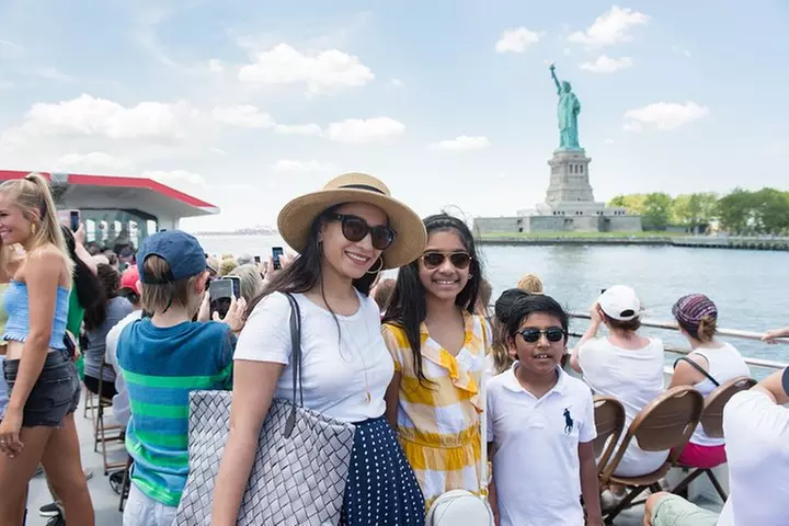 Circle Line: 2.5hr - Complete Manhattan Island Cruise