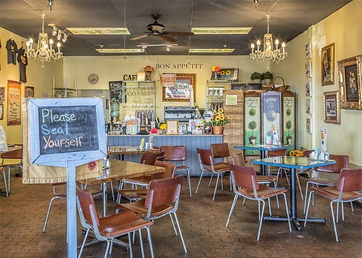 5% Cash Back at Ghini's French Cafe