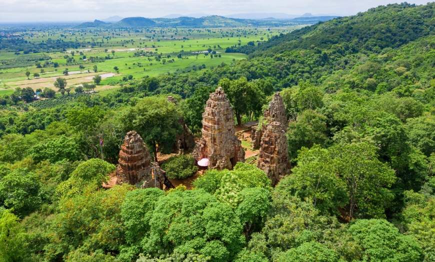 Image 10: ✈ CAMBODIA | From Siem Reap to Phnom Penh - The Essentials of Cambo...