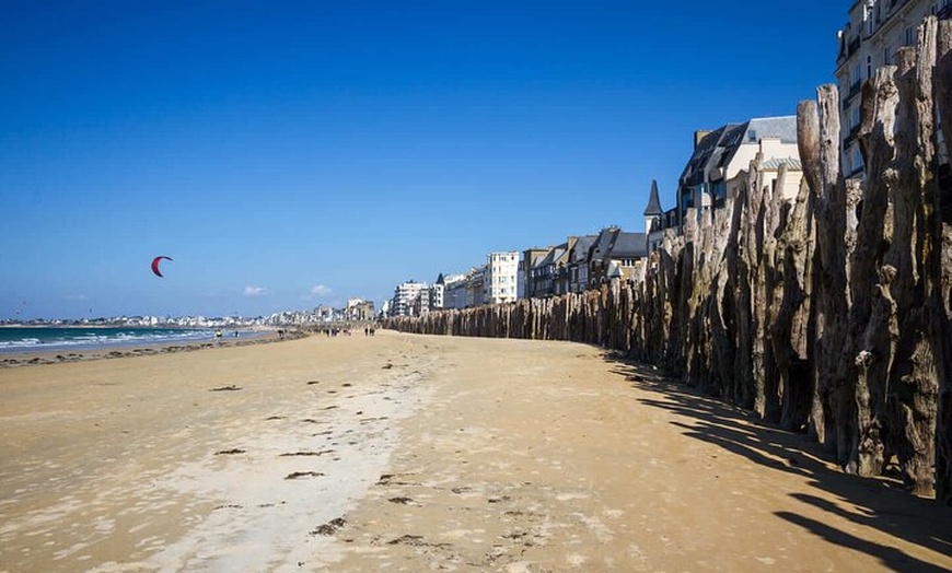 Image 10: Bonjour Saint-Malo : Promenade privée de 2 heures en ville avec gui...