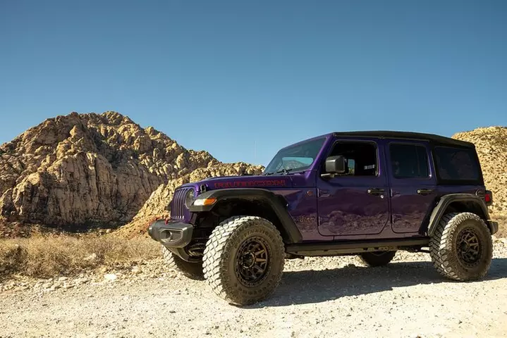 Jeep Wrangler Rubicon Rental - Primary Image