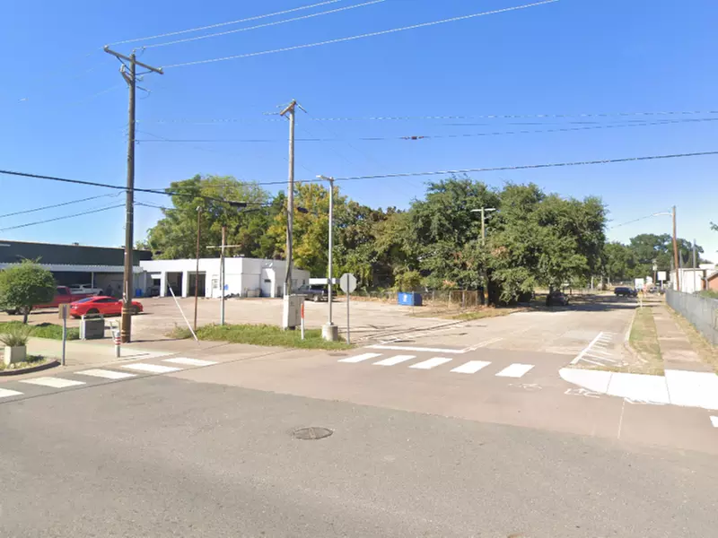 Parking at Lot 1113