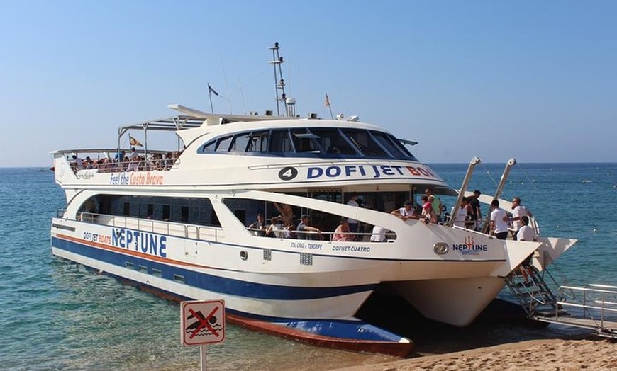 Image 3: Excursión de una día a la Costa Brava con paseo en barco