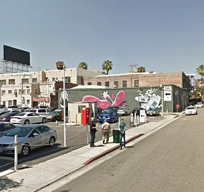 Parking at 1639 Schrader Blvd. Lot - Primary Image