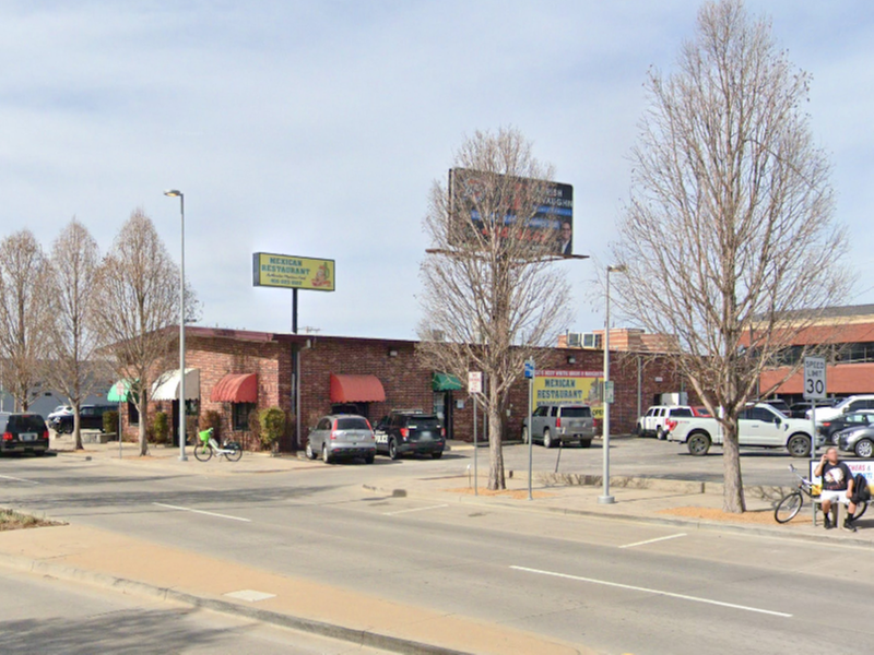 Parking at Lot 850