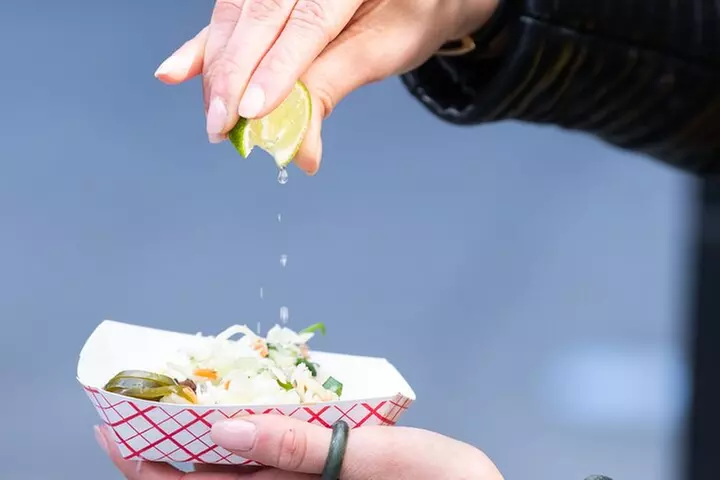 Street Food Tour of South Lake Union- Area of Amazon Spheres