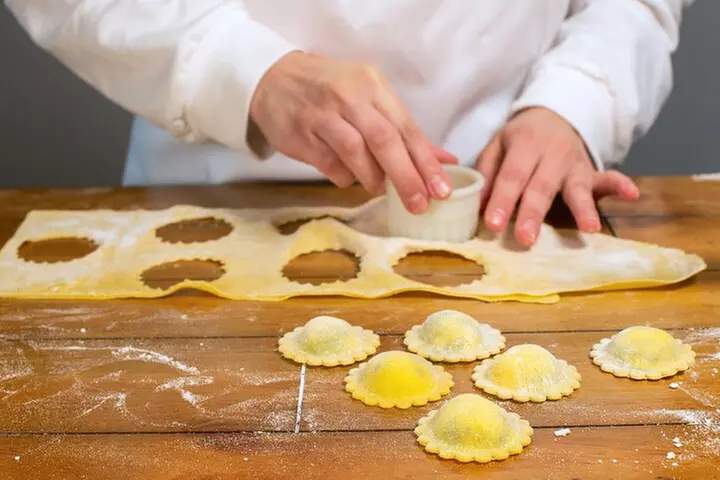 Gourmet Pasta Class in Washington D.C. (Includes 3-Course Meal)