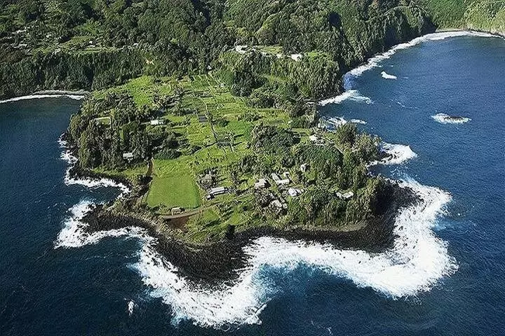 Road to Hana Deluxe Rainforest & Waterfall Experience from Maui - Primary Image