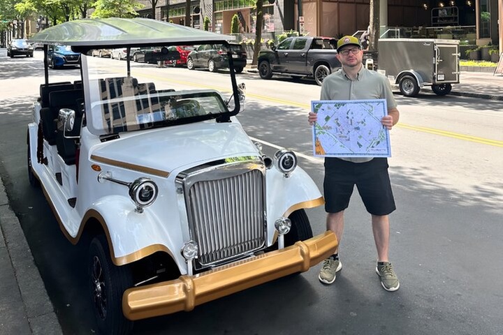 Charlotte:Historical Southern Elegance Guided Tour by Vintage Car