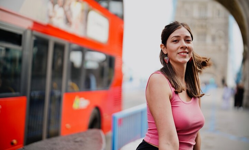 Image 11: 90-min London Landmarks & Hidden Gems Photoshoot