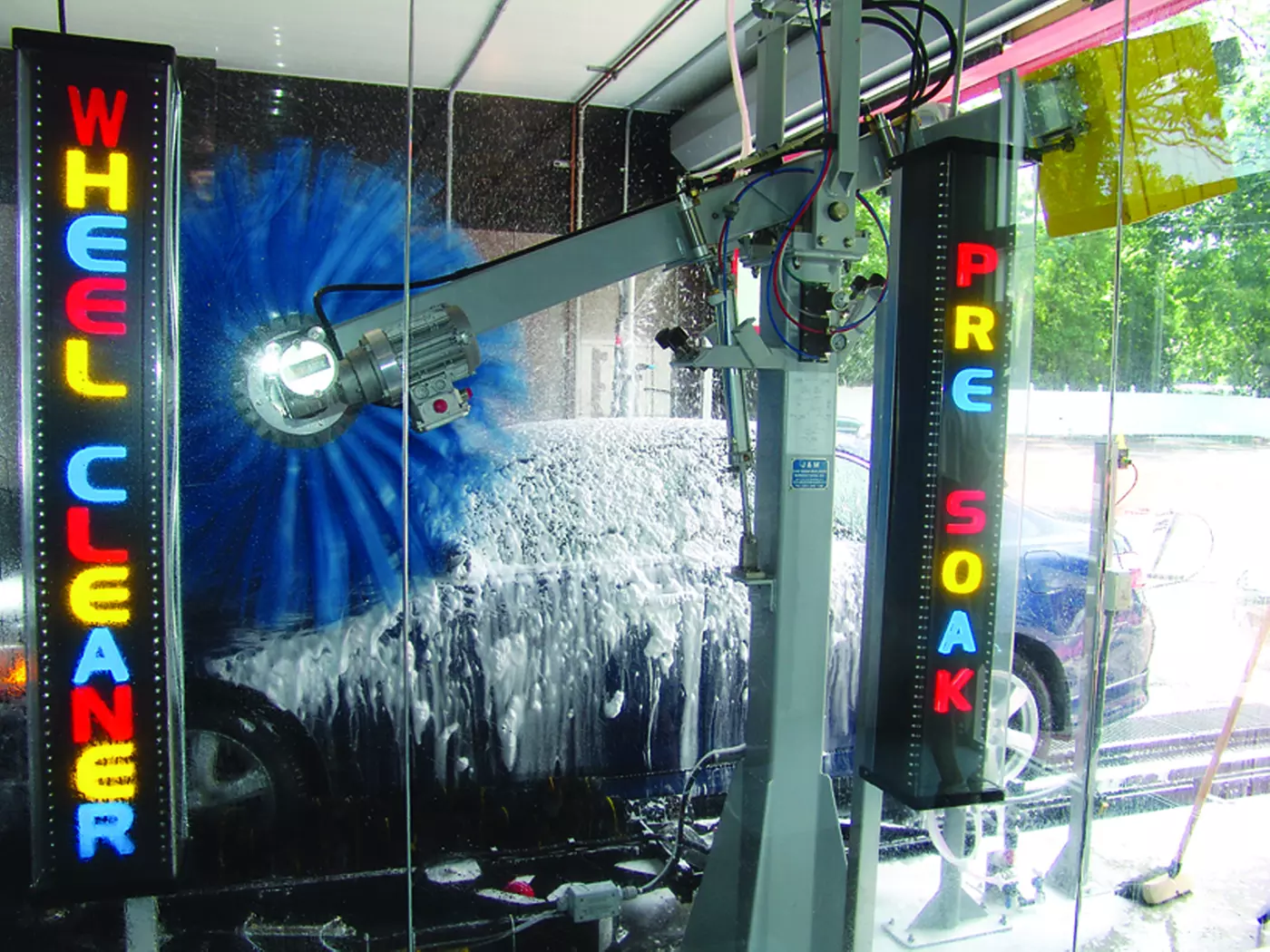 $82.50 For An Interior & Exterior Detail (Reg. $164.99) - Second Medium