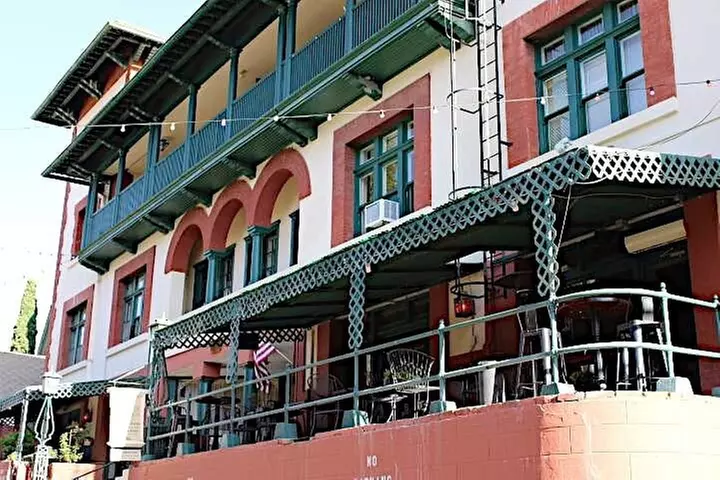 1 Hour Jeep Tour Old Bisbee Panoramic Views Bisbee History