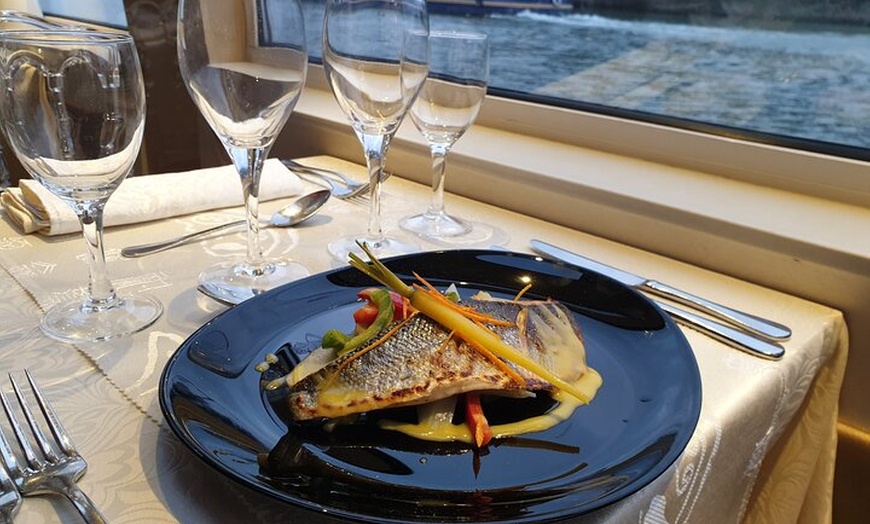 Image 5: Diner Croisière Prestige au départ de la Tour Eiffel
