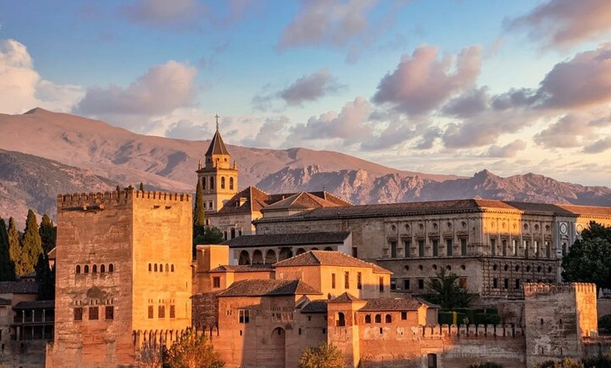 Image 5: Alhambra Palacios Nazaríes y Generalife con Audioguía