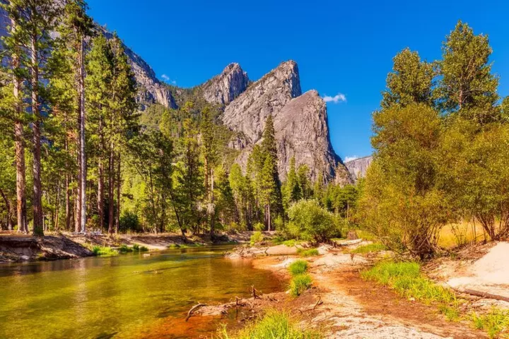 10+ Self-Guided Driving Tours from Las Vegas