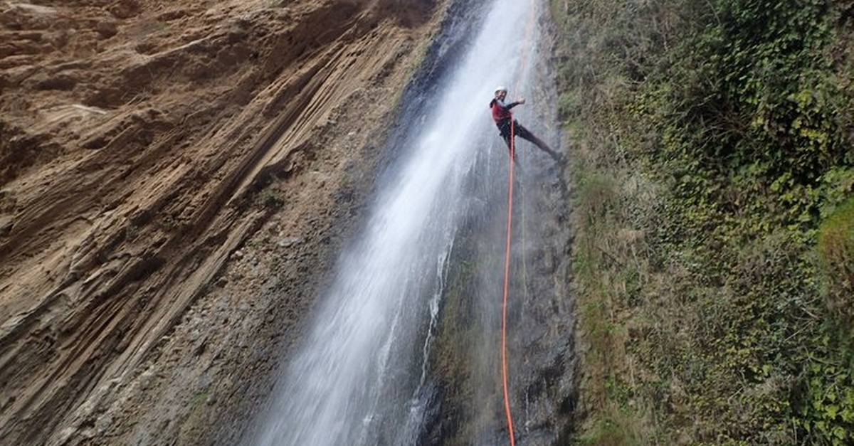 Aventura privada de barranquismo en el Cañón del Tajo de Ronda, Málaga