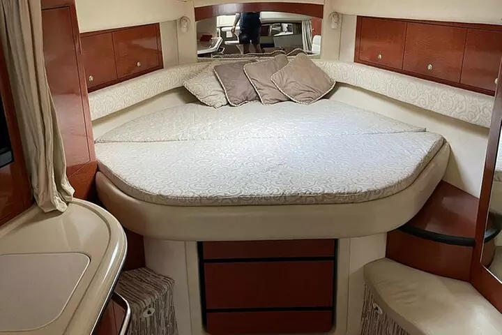 Miami: 2 Hour Private Yacht Cruise