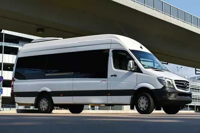 Shuttle from Denver Airport DEN to Vail or Beaver Creek - Primary Image