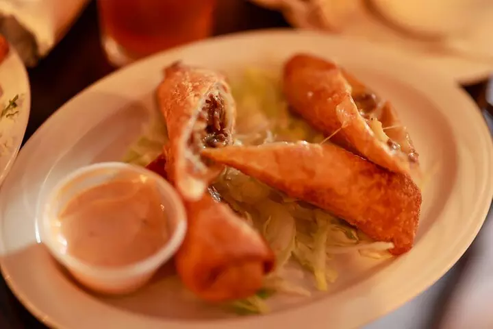 Boston Historic Taverns Tour with Tastings and Ferry