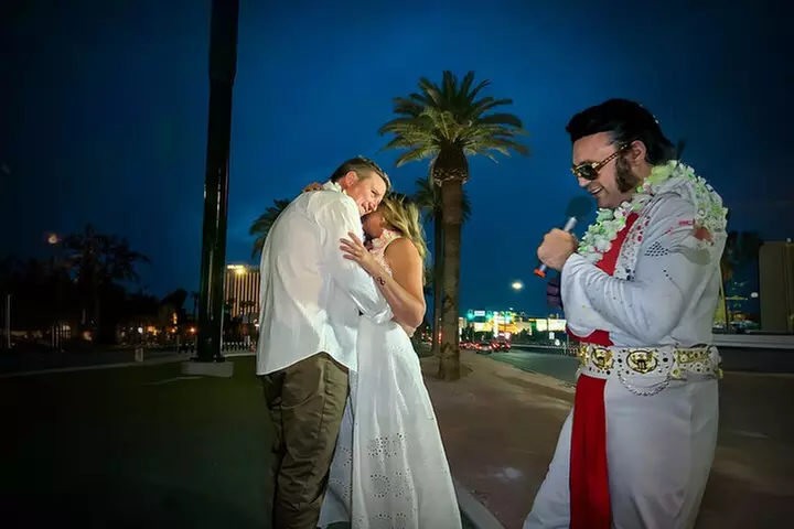 Get Married: Elvis Wedding + Las Vegas Sign + Photography